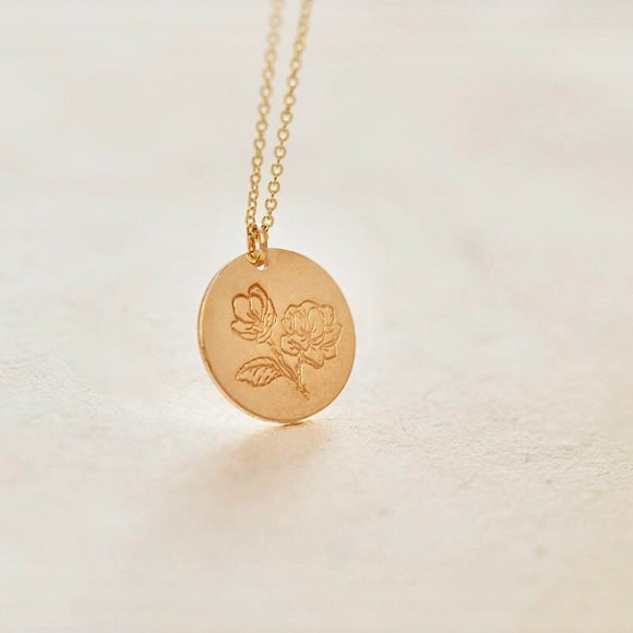 Magnolia Bohemian Minimalist Charm Gift Necklace - Picture 6 of 7